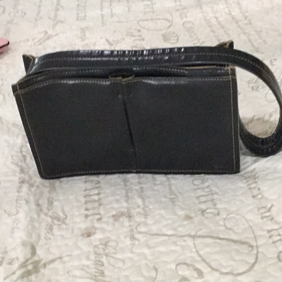 Simply elegant purse - Picture 2 of 3